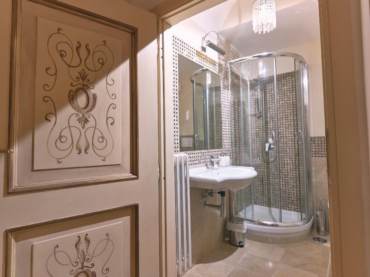 Agriturismo Castello Santa Margherita Cori Екстер'єр фото