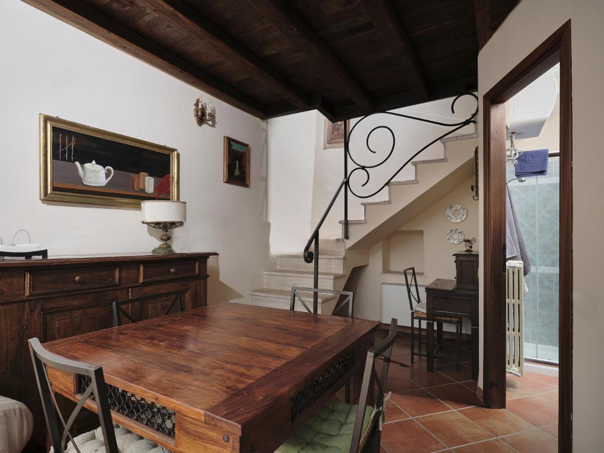Agriturismo Castello Santa Margherita Cori Екстер'єр фото